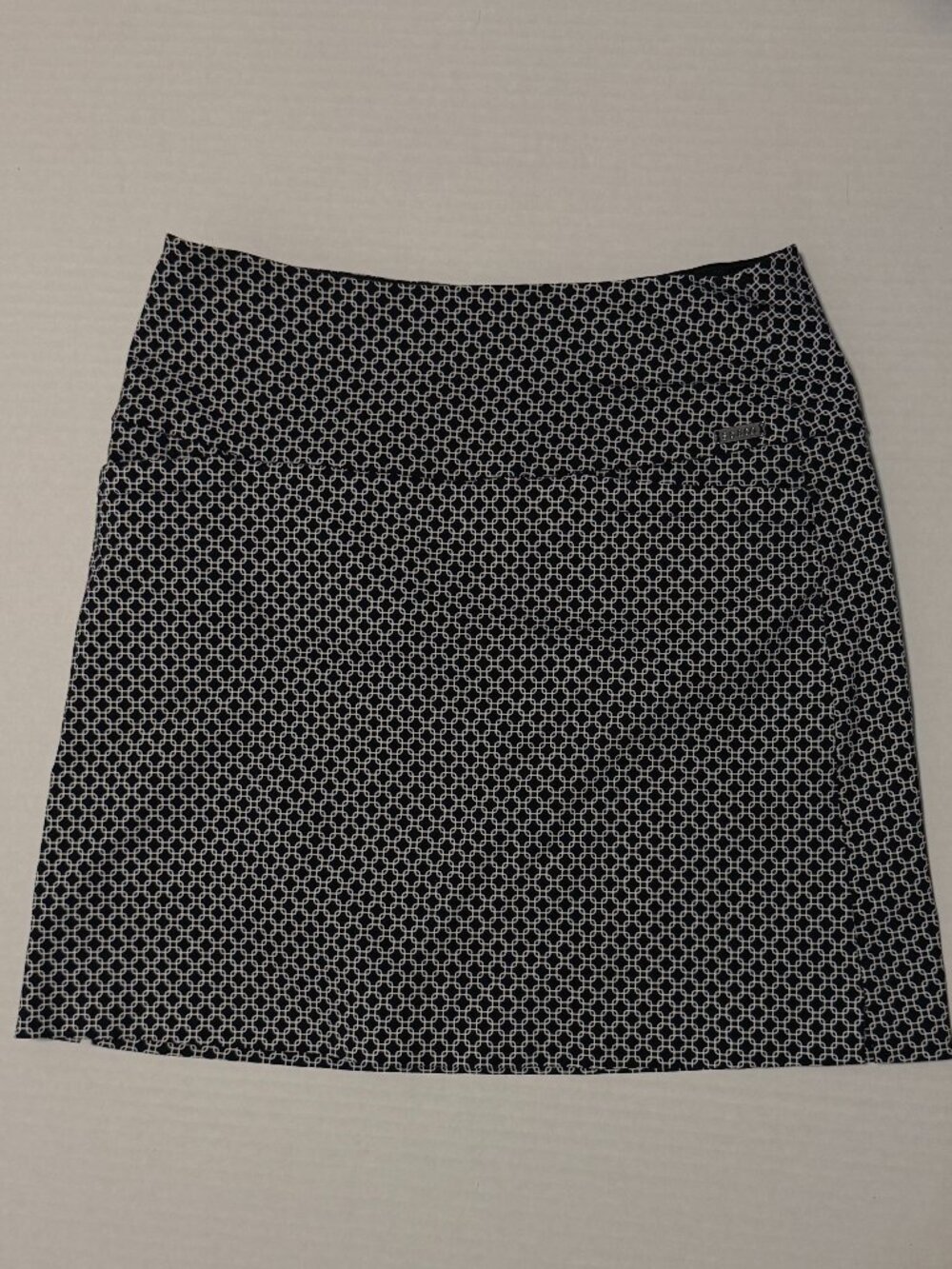S.C & Co Black White Geometric Print Pull-On Skirt, Size Medium